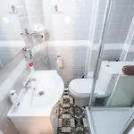 The Downtown Quarters Apartmán