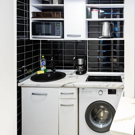 The Downtown Quarters *