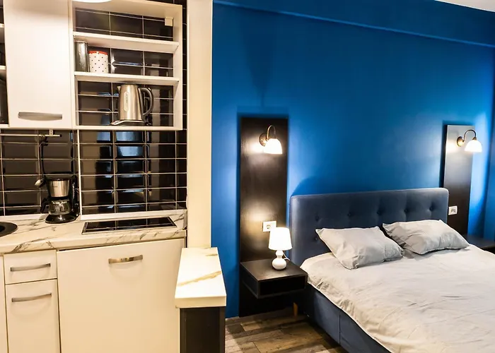 The Downtown Quarters Apartment *
