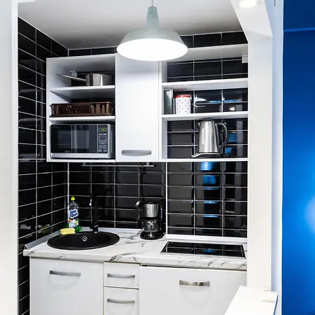 The Downtown Quarters Apartment