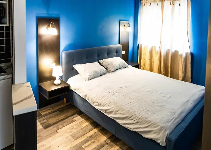 The Downtown Quarters