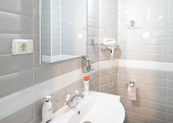 The Downtown Quarters 公寓 *